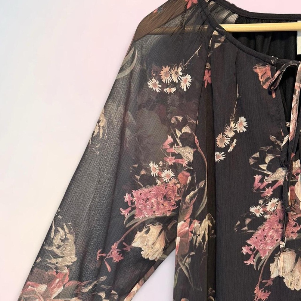 Joie Floral Black Blouse Size L - Picture 6 of 7